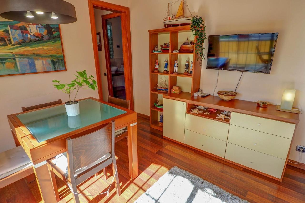 The Beach Apartment By Hello Homes シッチェス エクステリア 写真