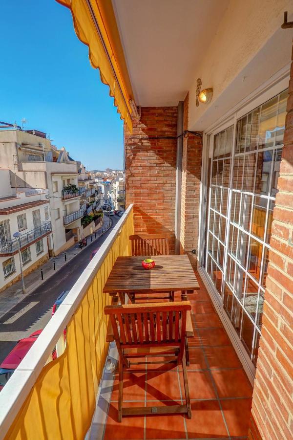 The Beach Apartment By Hello Homes シッチェス エクステリア 写真